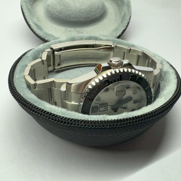 JP Frost Diver – NH36A Automatic, Cream Dial, Ceramic Bezel, Glidelock Clasp - Picture 2 of 7